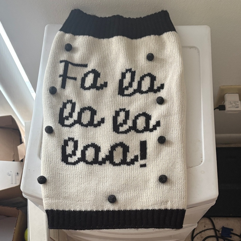 Cream & Black 'Fa la la la la!' Knit Holiday Sweater Skirt